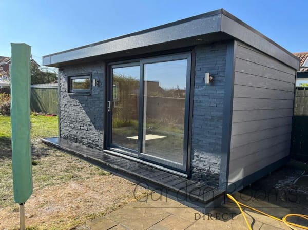 5m x 3m Extend Garden Room Installed In Surrey REF 129